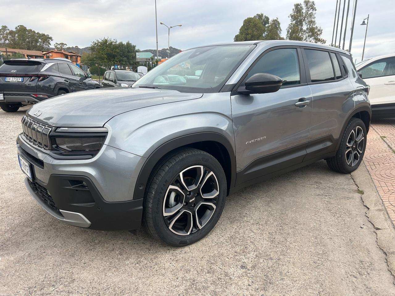 Jeep Avenger 1.2 Turbo 100 CV Summit