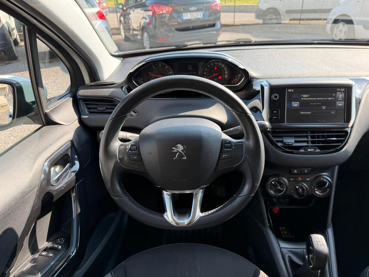 Peugeot 208 1.4 HDi 68 CV 5 porte Allure