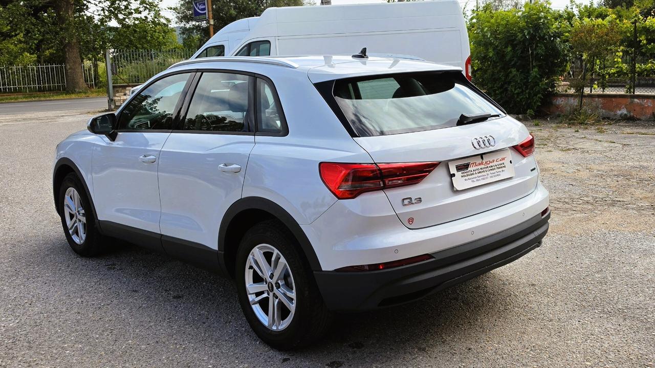 Audi Q3 35 TDI quattro S tronic Business