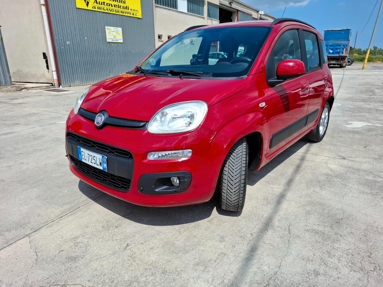 Fiat Panda 1.2 BENZINA LOUNGE - 2012