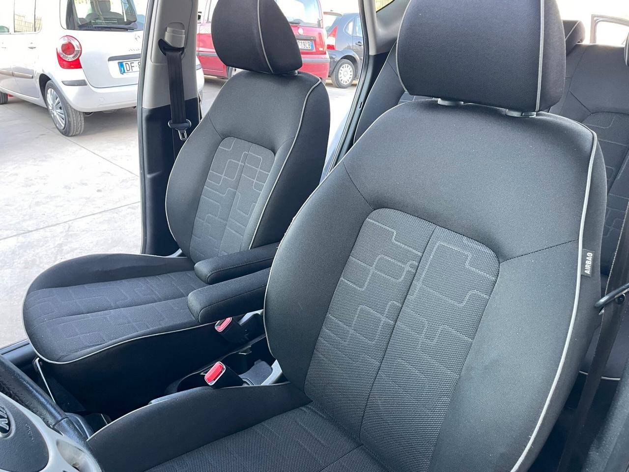 Kia Venga 1.4 CRDi 90CV Cool pari Al nuovo