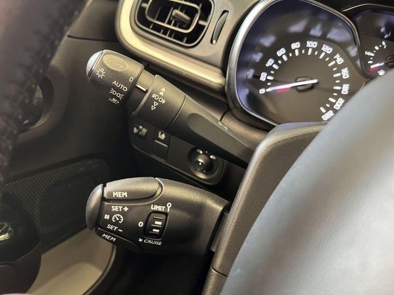 Citroën C3 C3 1.2 puretech Shine s&s 83cv