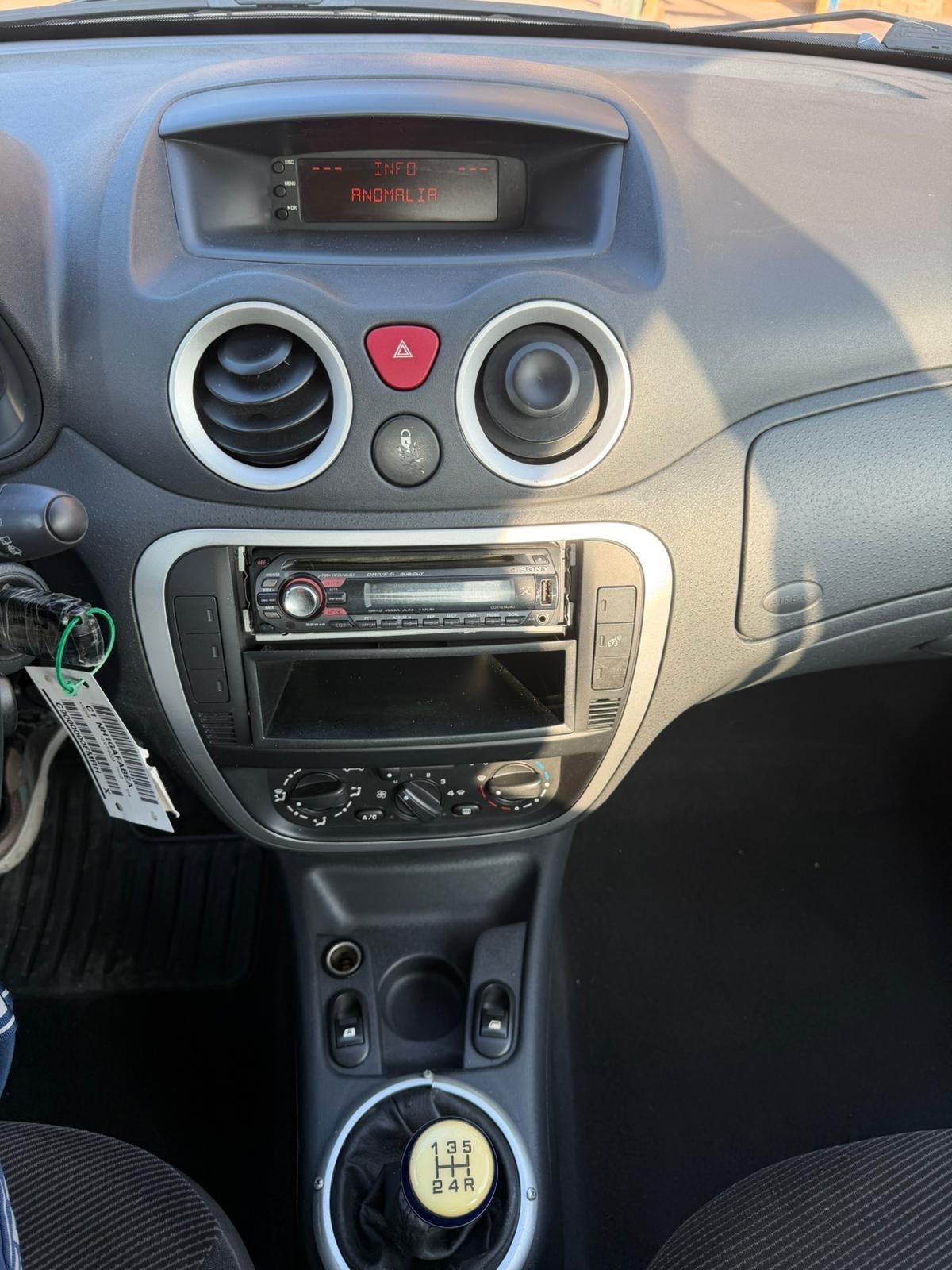 Citroen C3 1.1 Gold by Pinko neopatentati