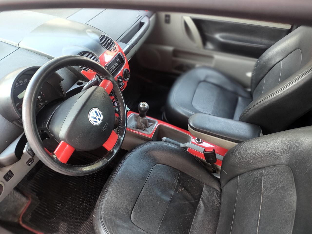 Volkswagen New Beetle 2.0 GPL pelle e tettuccio