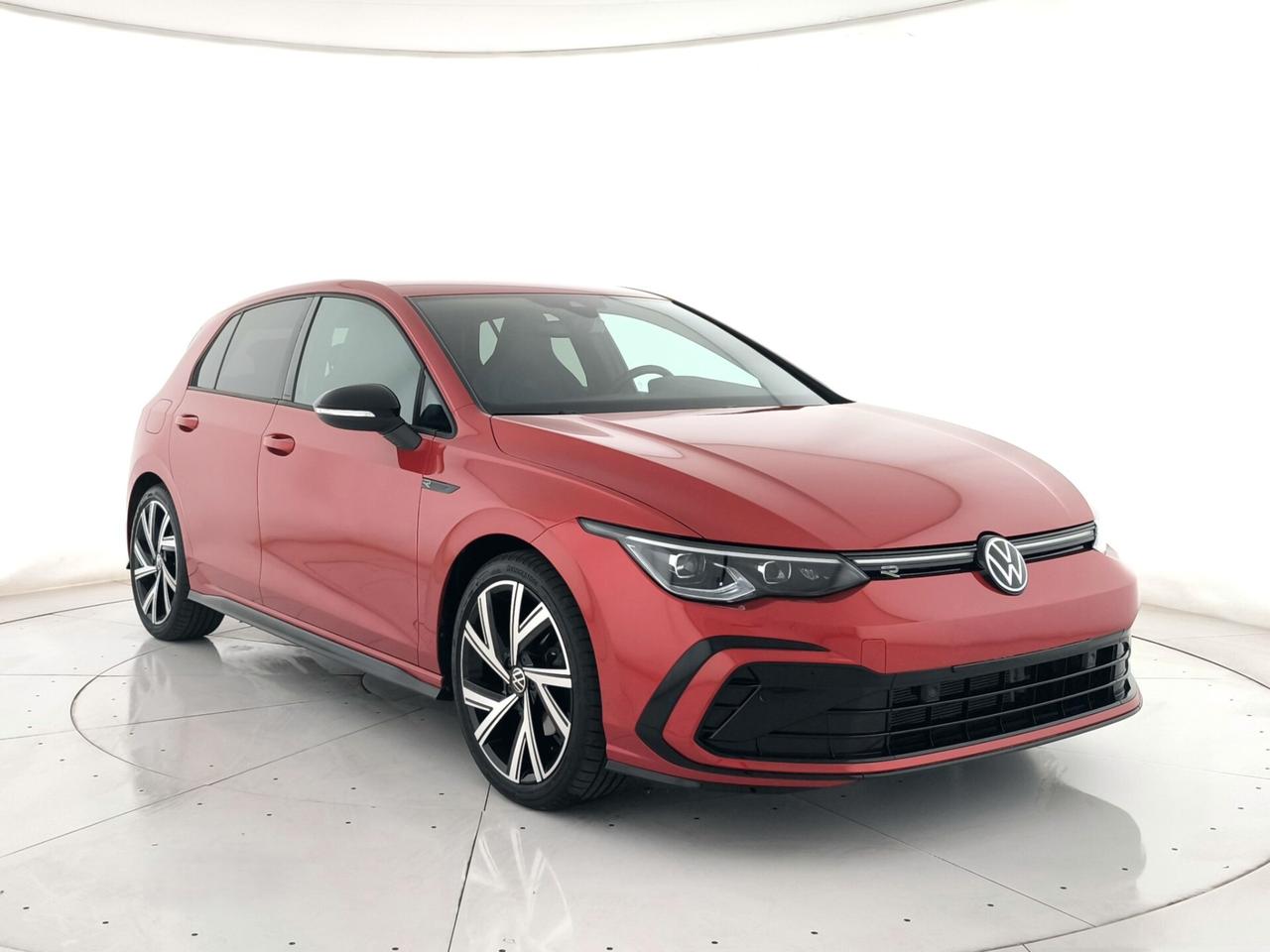 Volkswagen Golf 1.5 eTSI 130 CV EVO ACT DSG R-Line