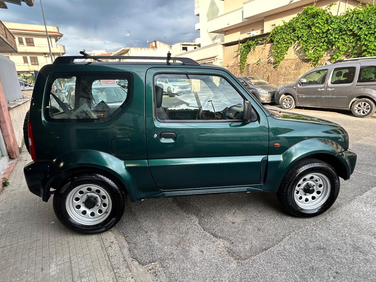 Suzuki Jimny 1.3i 16V cat 4WD JLX