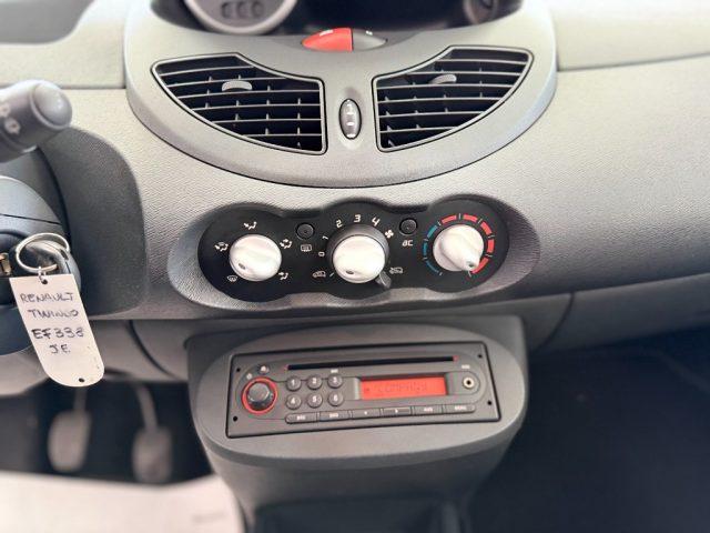 RENAULT Twingo 1.2 16V LEV Dynamique