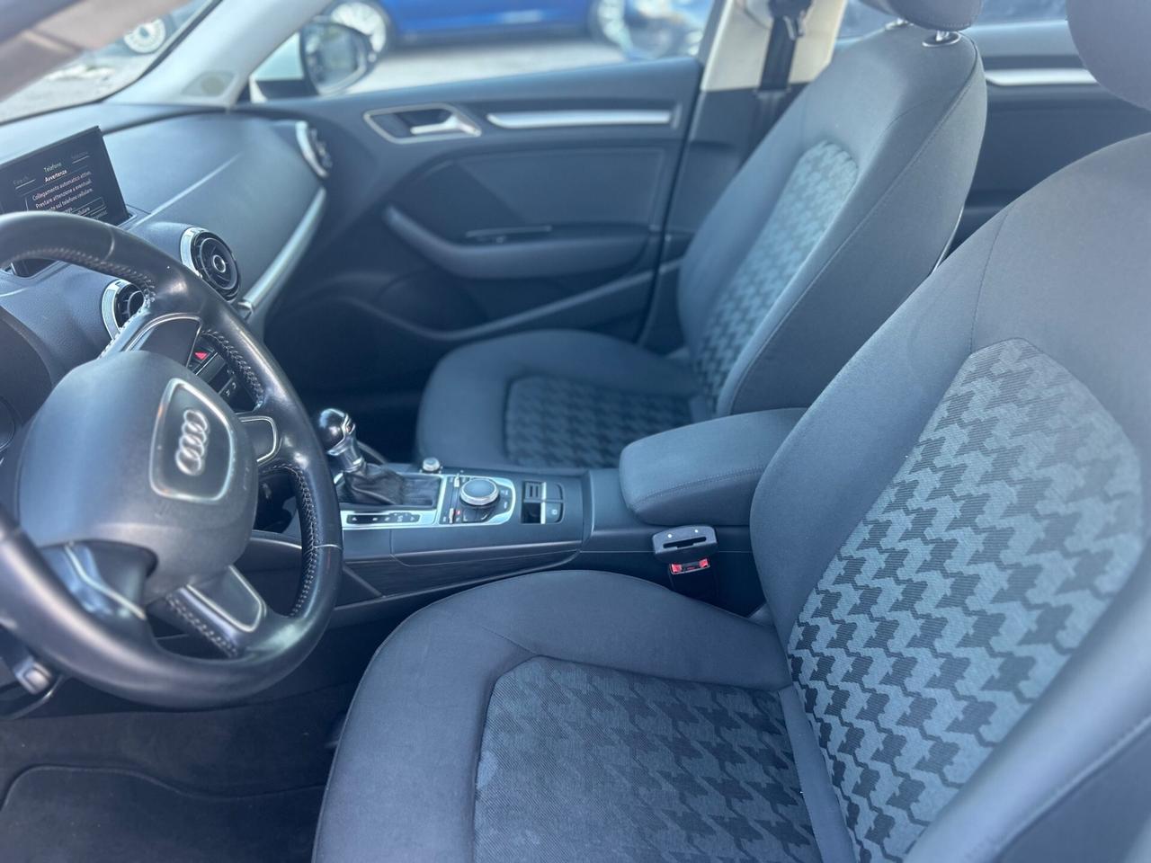 Audi A 3 1600 tdi 110 Cv Sedan DSG