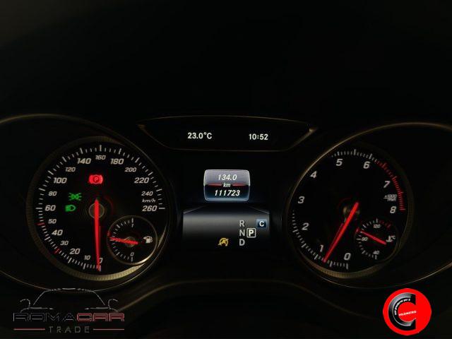 MERCEDES-BENZ GLA 180 AUTOMATICA! PELLE FARI LED NAVI SENSORI TELECAMERA