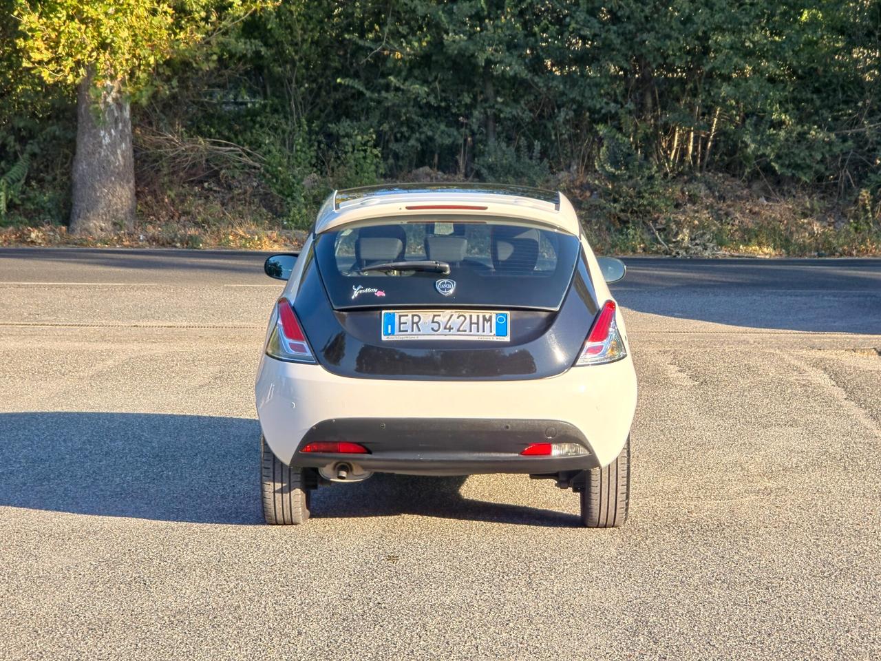 Lancia Ypsilon 1.2 69 CV 5 porte S&S Silver E5B Manuale NEO 2013