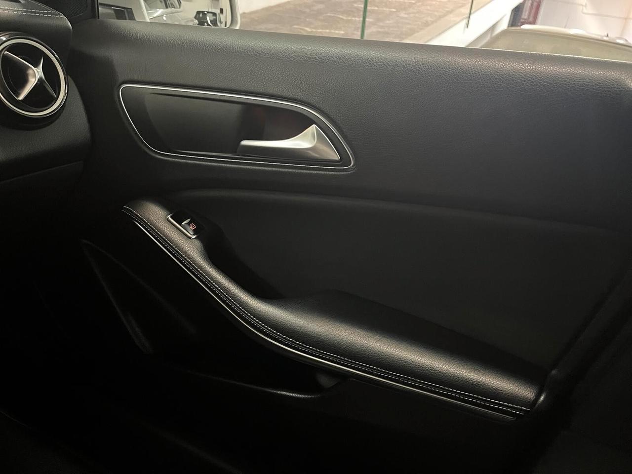 Mercedes-benz GLA 180 d Automatic Premium 2017