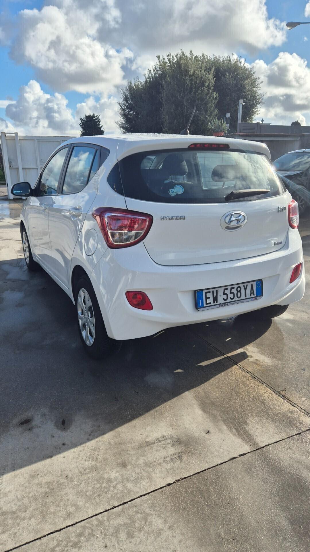 Hyundai i10