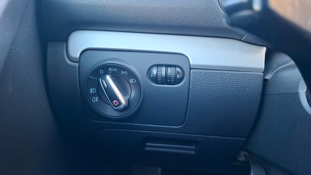 VOLKSWAGEN GOLF 2.0 TDI 140CV DPF 5p. Highline