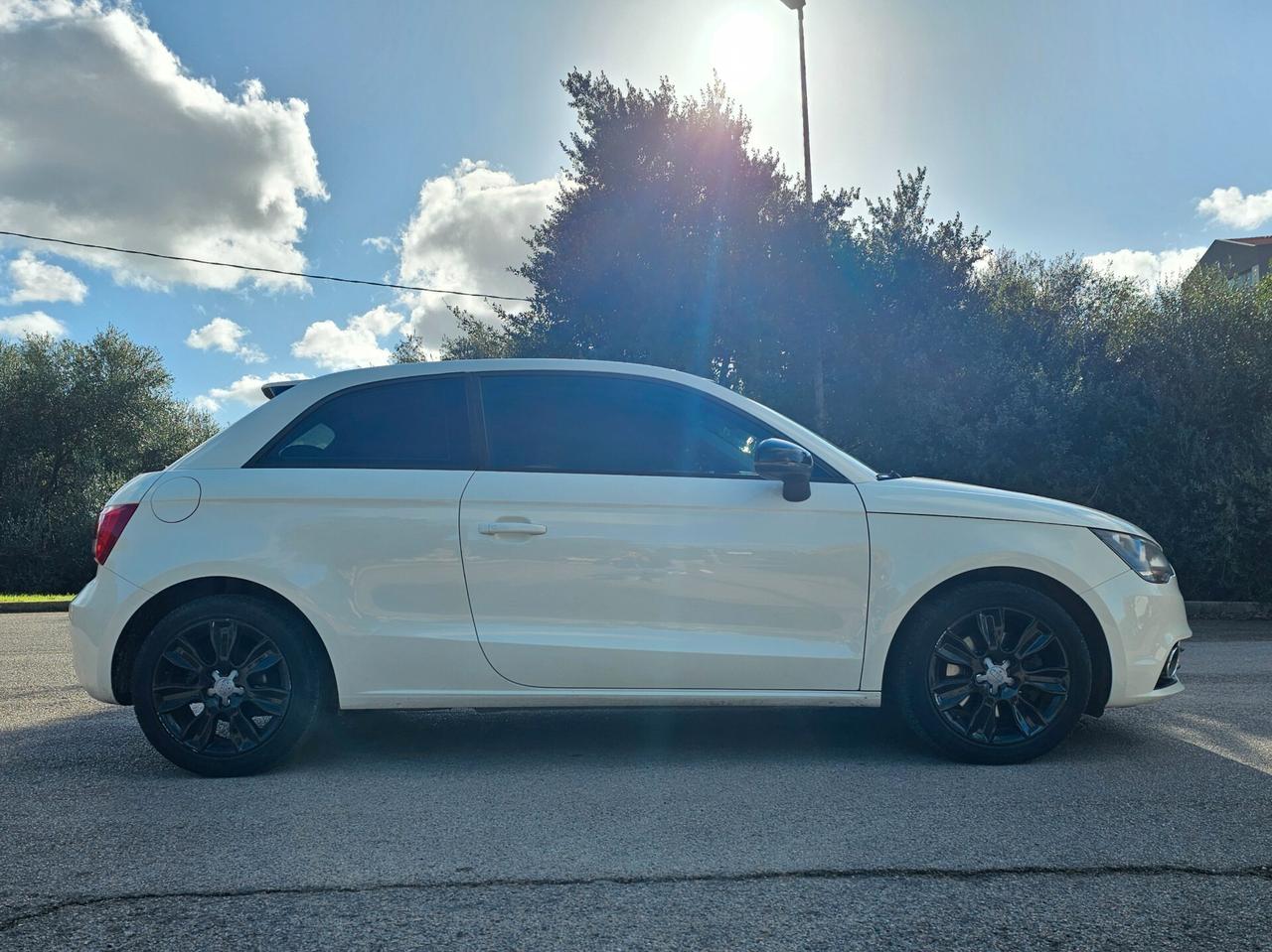 Audi A1 1.6 TDI 105 CV Ambition