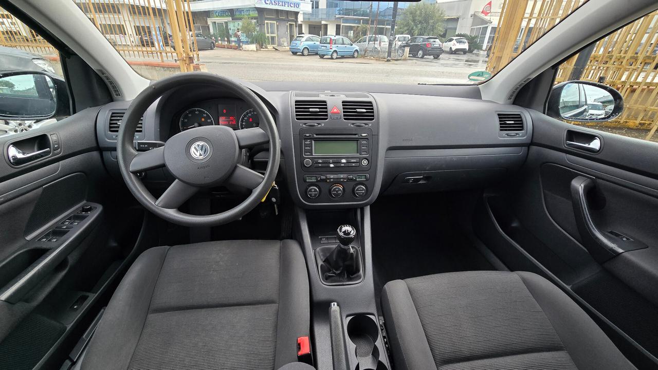 Volkswagen Golf 1.6 5p. Comfortline