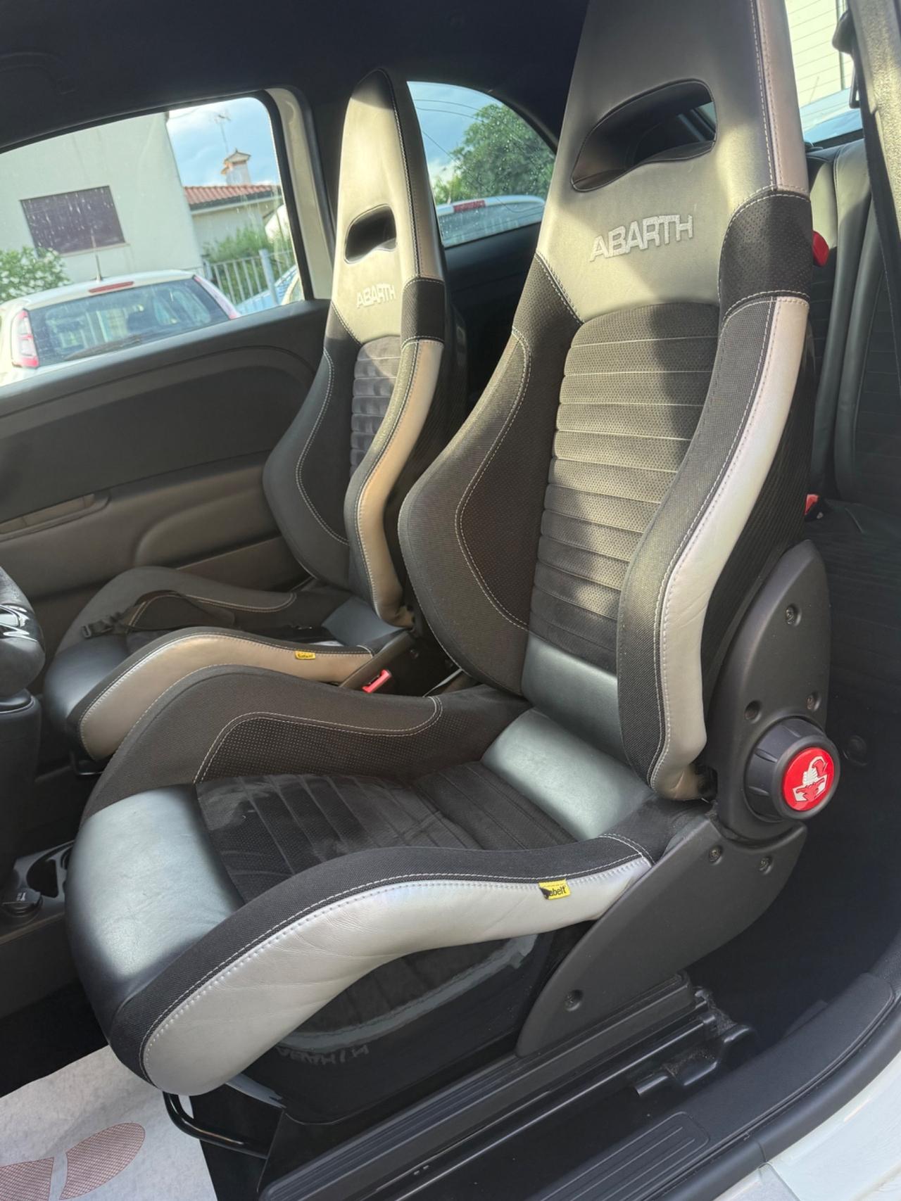 Abarth 595 1.4 Turbo T-Jet Competizione 180CV
