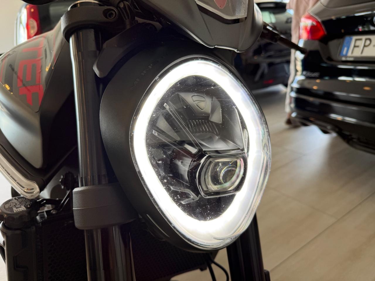Ducati Monster 937 Plus