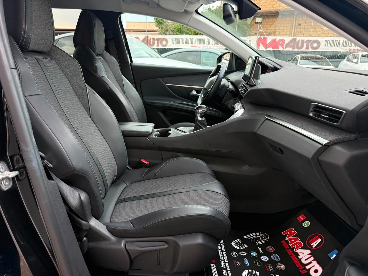 Peugeot 3008 BlueHDi 130 S&S Allure Pack 2022
