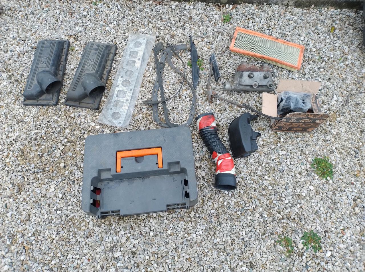 Jeep Wrangler 2.5 BENZINA | 1988 117 CV |Completa di tutti gli accessori 2 Treni Gomme