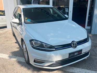 VOLKSWAGEN GOLF VII TGI METANO 130CV EXECUTIVE DSG NAVI ALCANTARA SENSORI DI PARCHEGGIO ANTERIORI POSTERIORI CERCHI IN LEGA OK NEOPATENTATI - CON € 25 percorrenza KM 460 - GARANZIA 12 MESI -