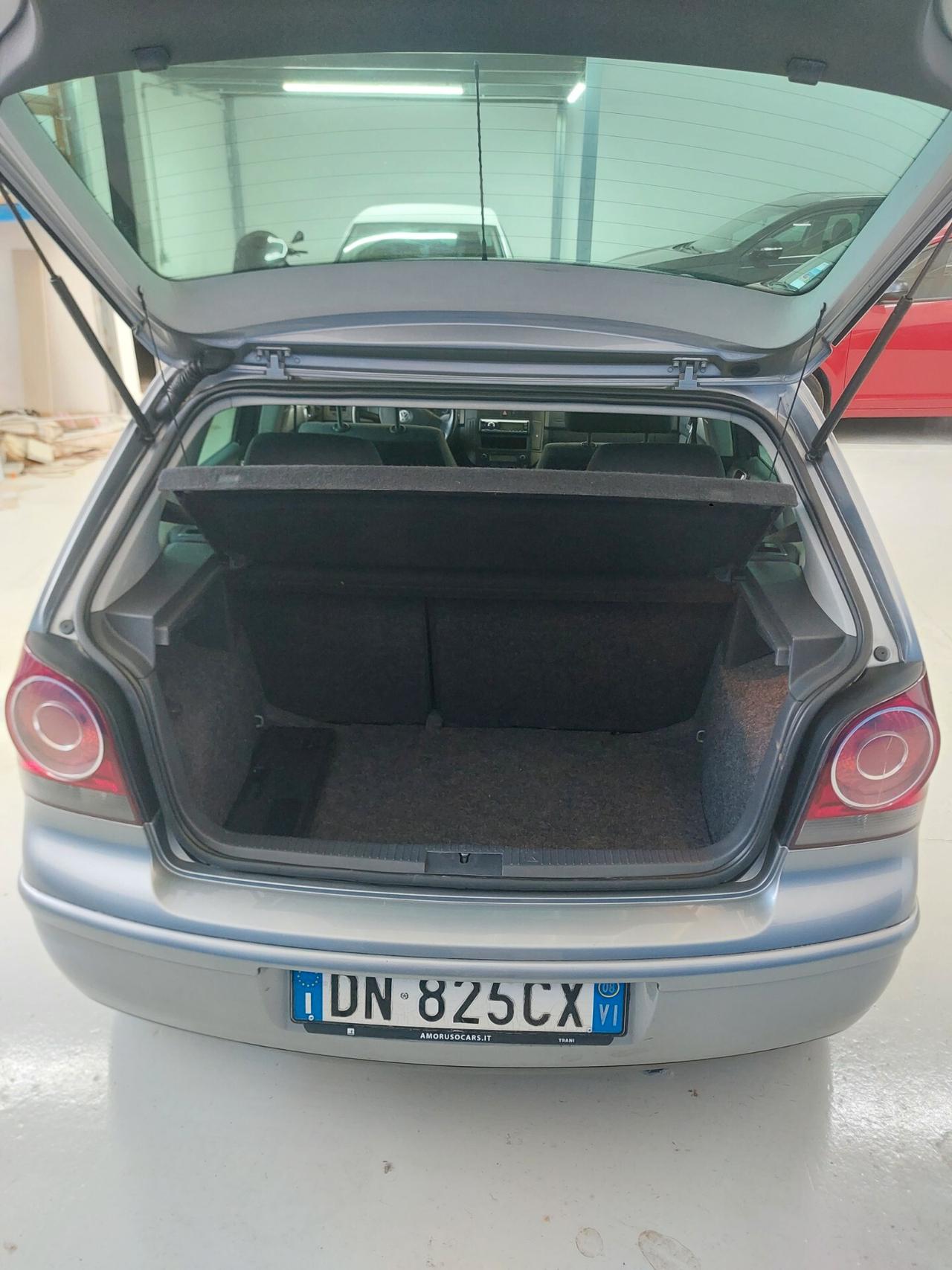 Volkswagen Polo 1.4/80CV TDI 5p. Sportline