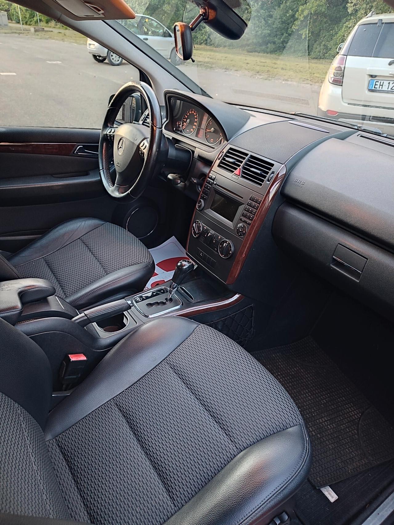 MERCEDES CLASSE A160 BENZINA AUTOMATICA POCHI KM