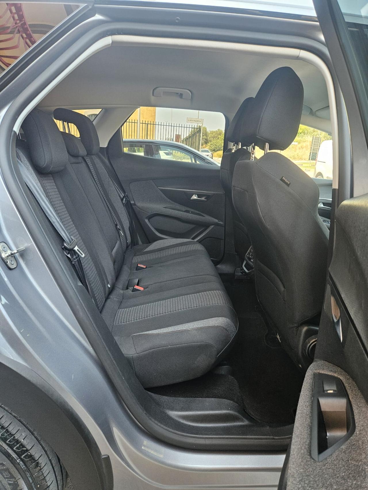 Peugeot 3008 1.5 BlueHDi 130cv S&S Allure Pack
