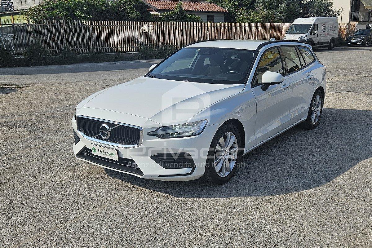 VOLVO V60 B4 (d) Geartronic Momentum Business
