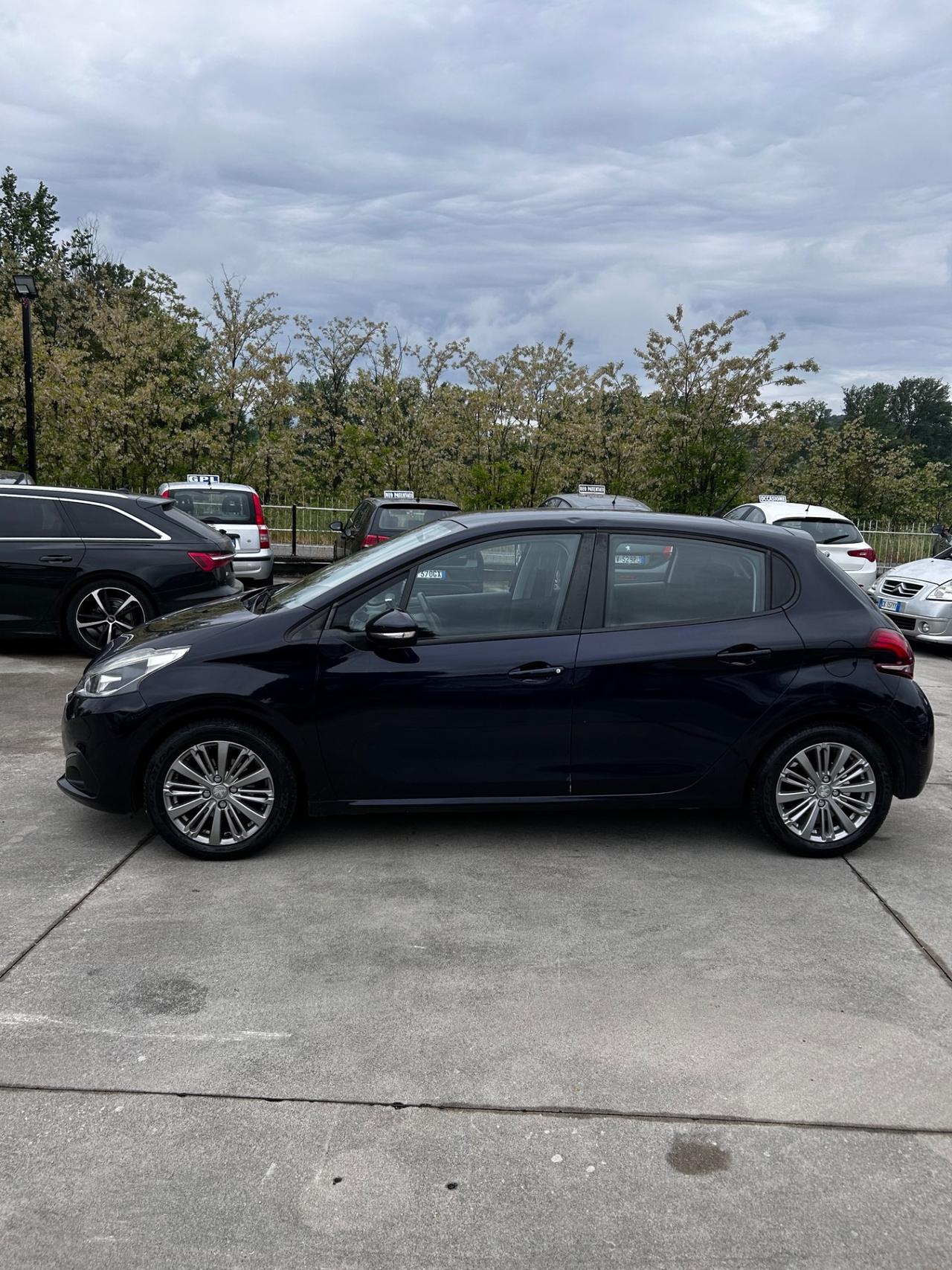 Peugeot 208 PureTech 82 5 porte Access