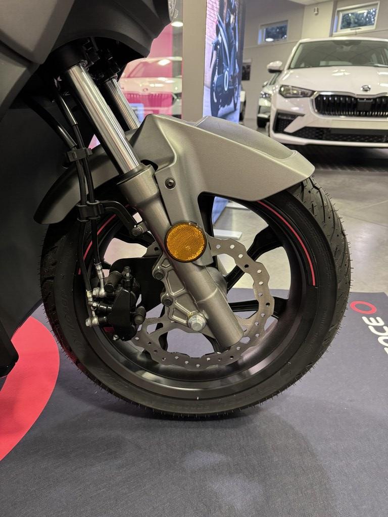 SILENCE S01 Plus e-scooter 5.6kWh L3e