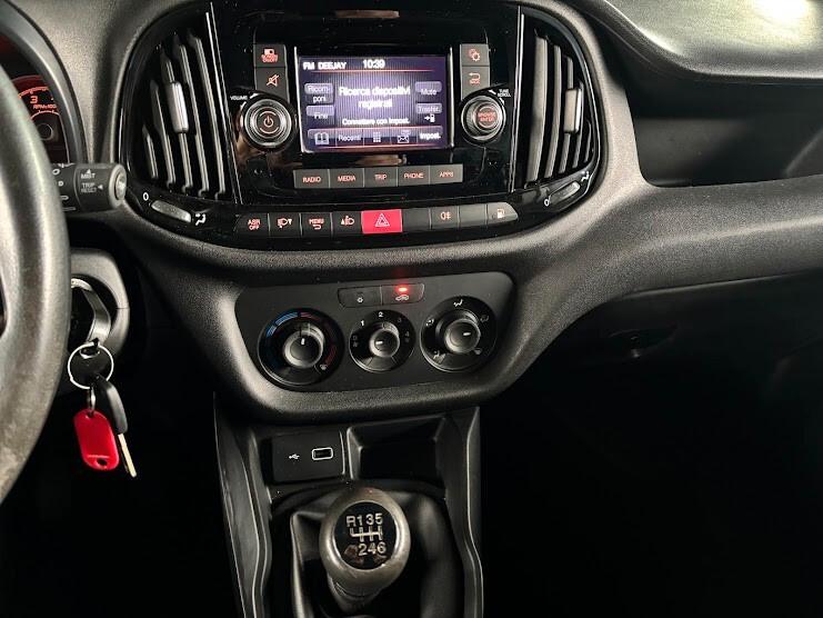 Fiat Doblò 1.4 120cv Natural Power Maxi Lounge