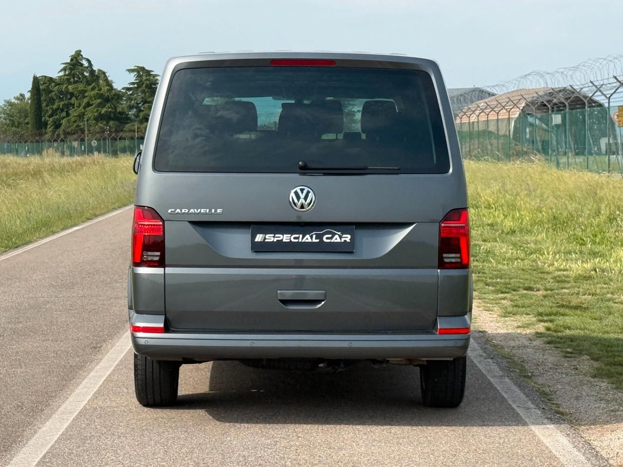 Volkswagen Caravelle 2.0 TDI 150CV DSG PC "NUOVO - 9 POSTI - 29000KM !!!"