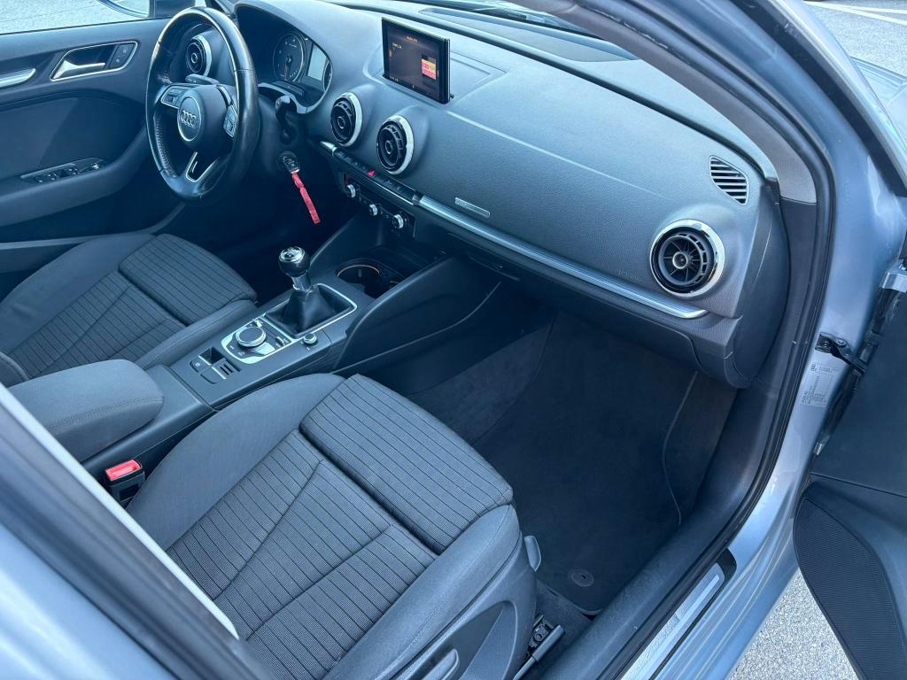 Audi A3 Sportback 1.6 tdi Sport 110cv