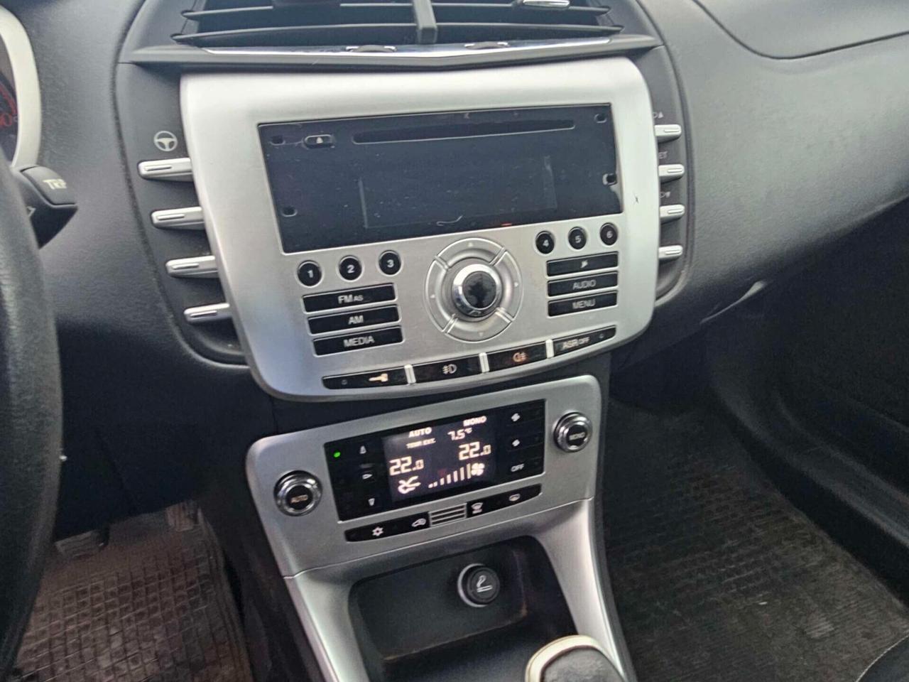 Lancia Delta 1.4 T-Jet 120 CV Oro