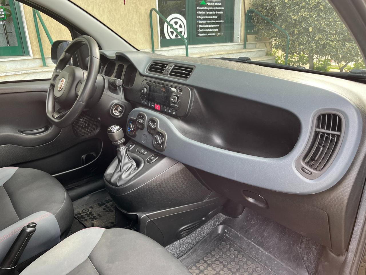 Fiat Panda 0.9 TwinAir Turbo Natural Power Lounge