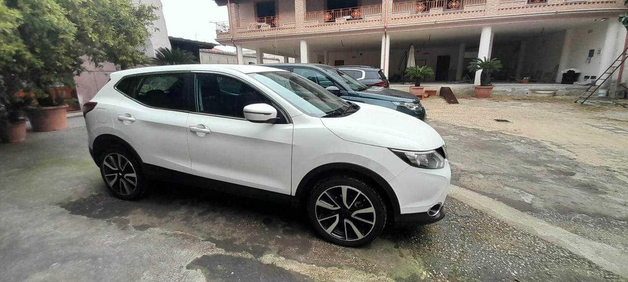 Nissan Qashqai 1.2 DIG-T Tekna