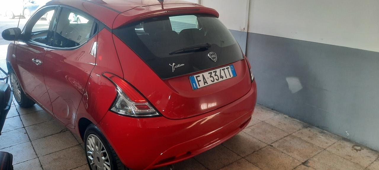 Lancia Ypsilon cc12 benzina anno 2015