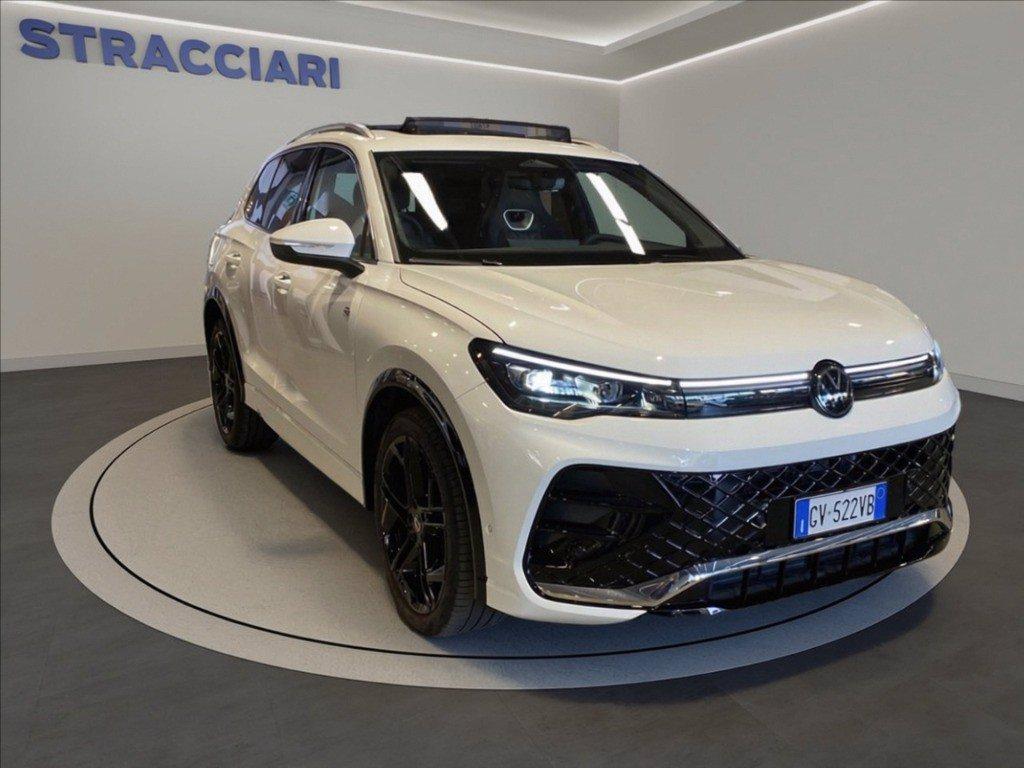 VOLKSWAGEN Tiguan 1.5 etsi R-Line 150cv dsg del 2024