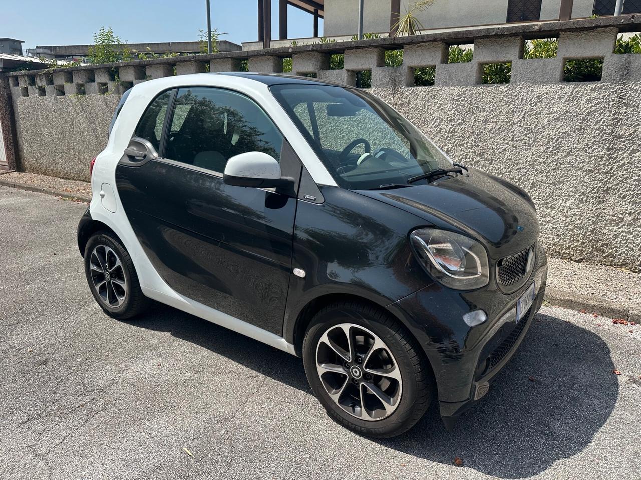 Smart ForTwo 1000 62 kW coupé passion 1.0 MANUALE