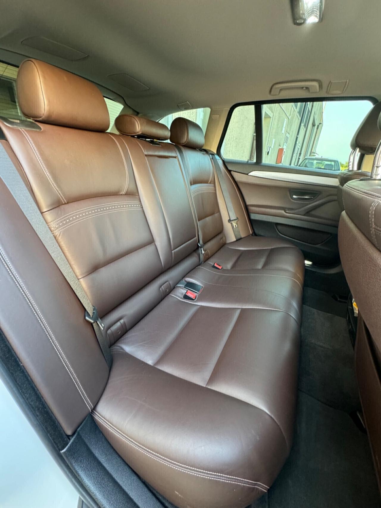 Bmw 520 520d xDrive Touring Luxury