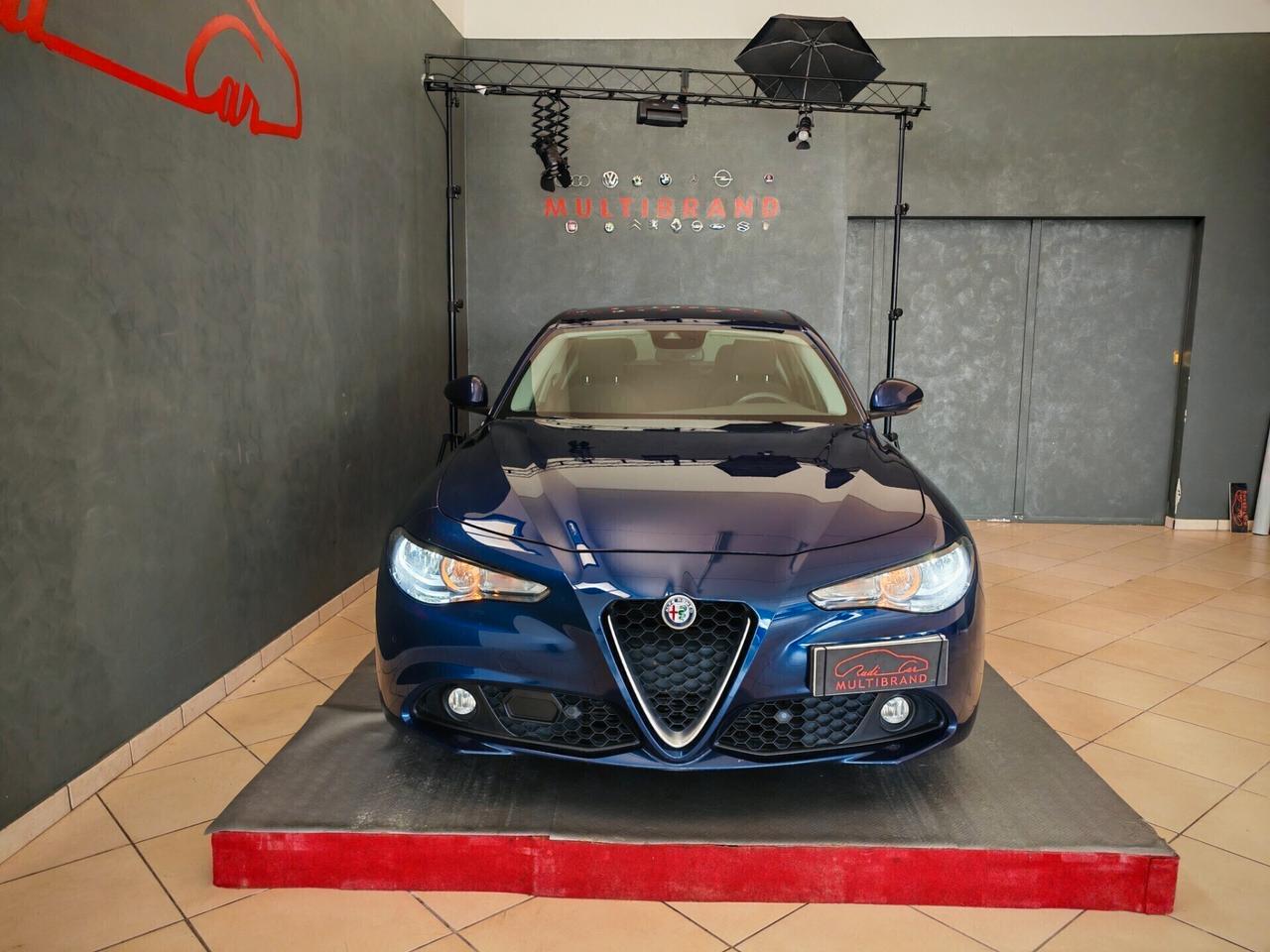 Alfa Romeo Giulia 2.2 Turbodiesel 150 CV Super
