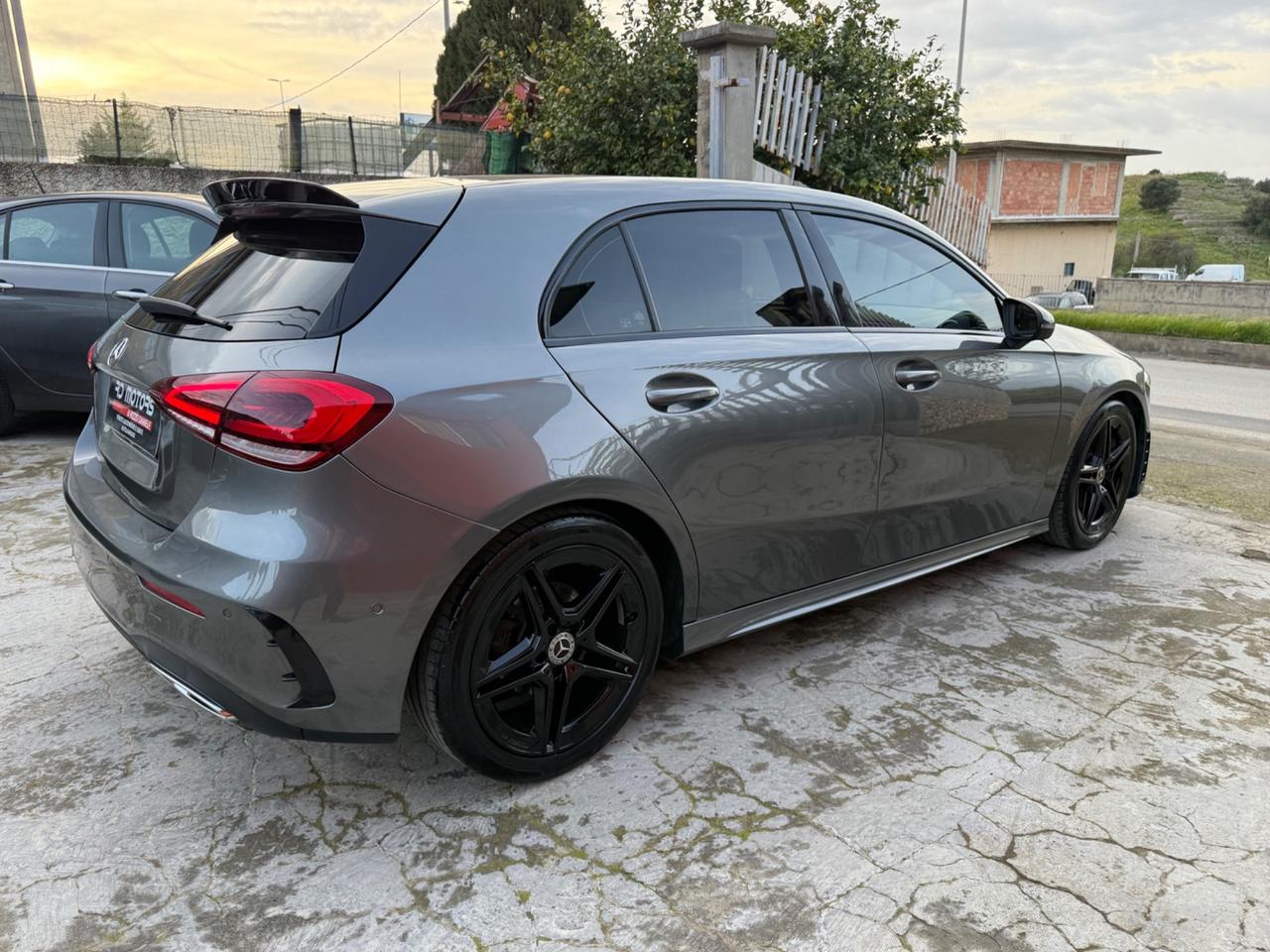 Mercedes-benz A 180 d Automatic Premium AMG LINE