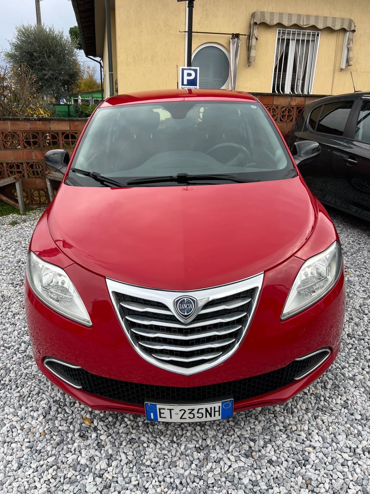 Lancia Ypsilon 1.2 69 CV 5 porte Platinum