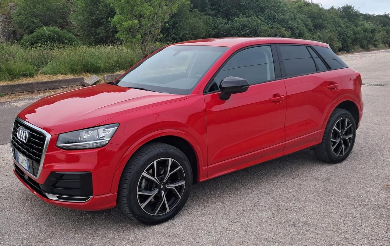 Audi Q2 35 TDI quattro S tronic Admired (Iva Esposta)