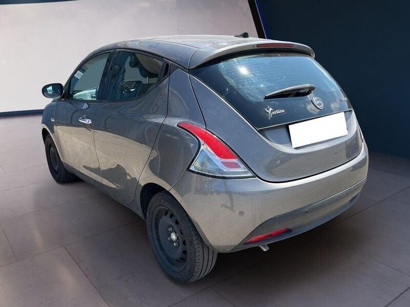Lancia Ypsilon III 2021 1.0 hybrid Silver s&s 70cv