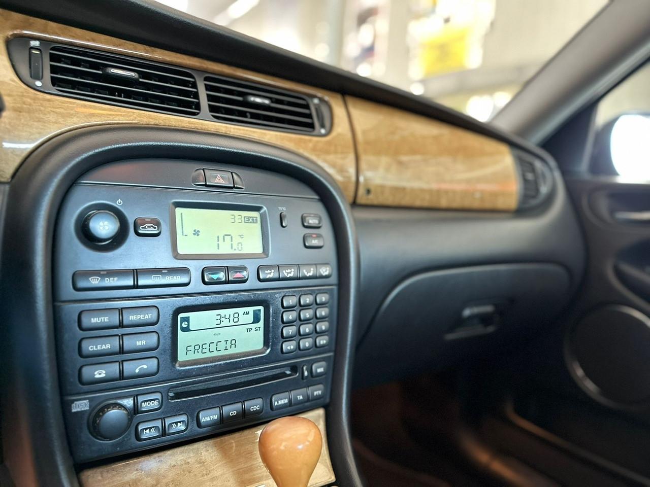 Jaguar X-Type 2.5 V6 24V cat Executive