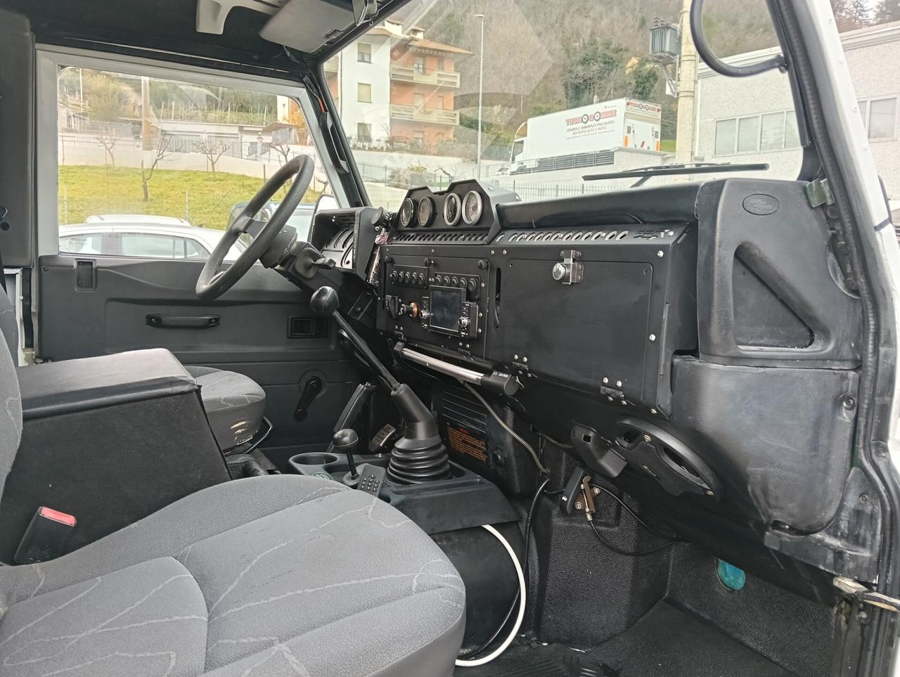 Land Rover Defender 90 2.5 Td5 Station Wagon County