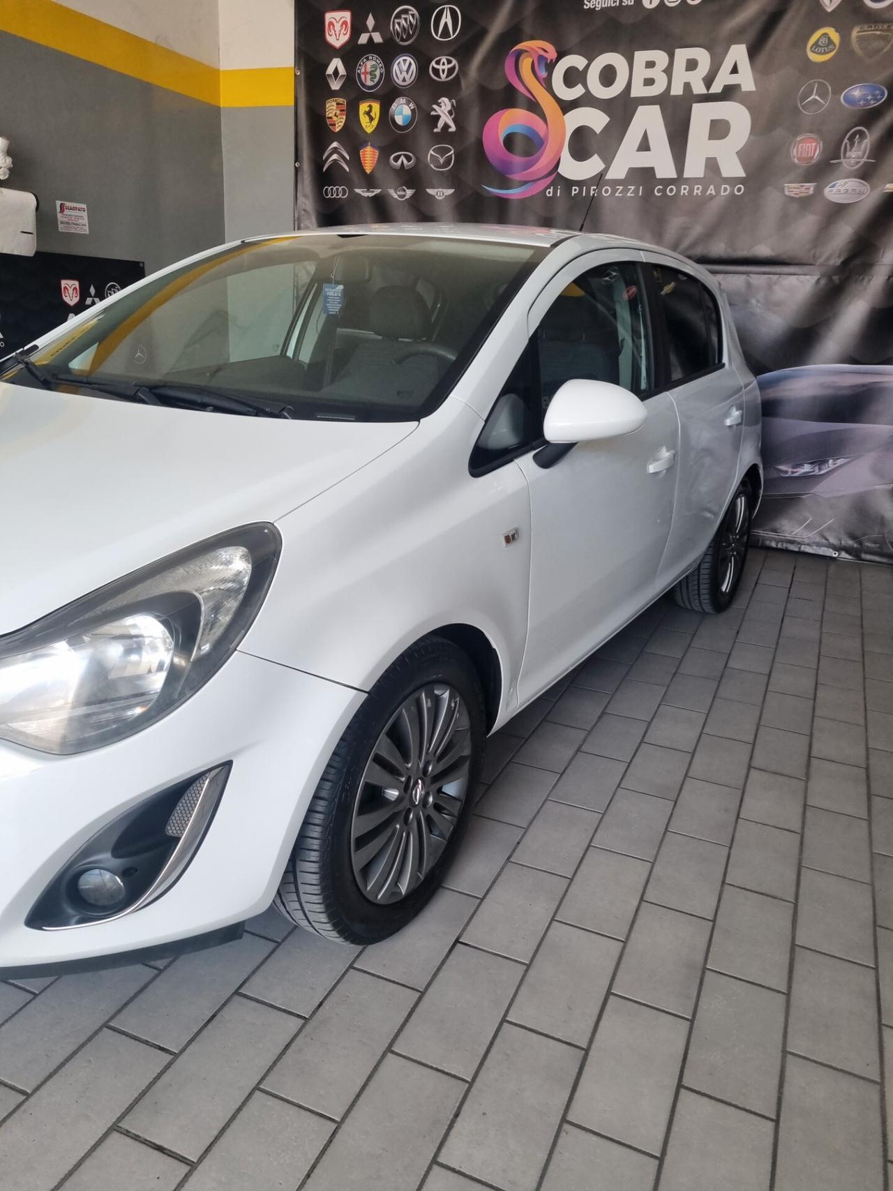 Opel Corsa 1.2 85CV 5 porte GPL-TECH Edition