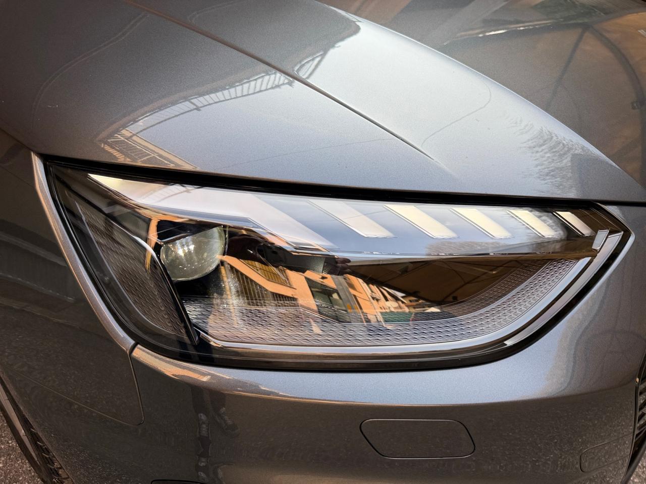 Audi A4 Avant 40 2.0 tdi mhev S line edition quattro 204cv s-tronic FARI MATRIX