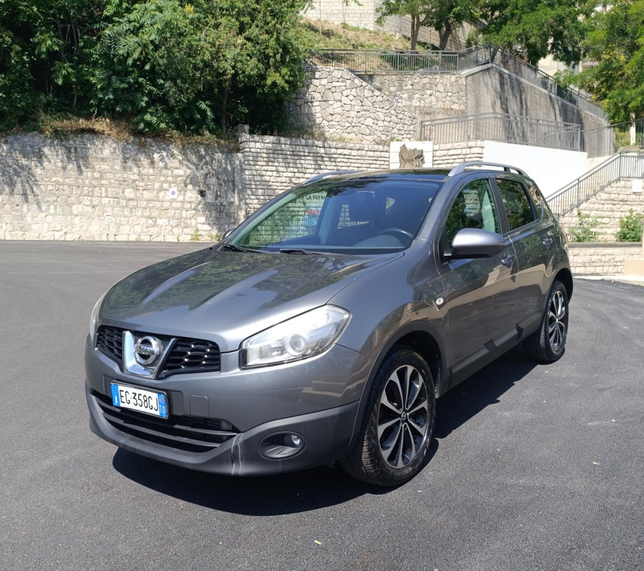 Nissan Qashqai 2.0 dCi DPF Tekna 4x4
